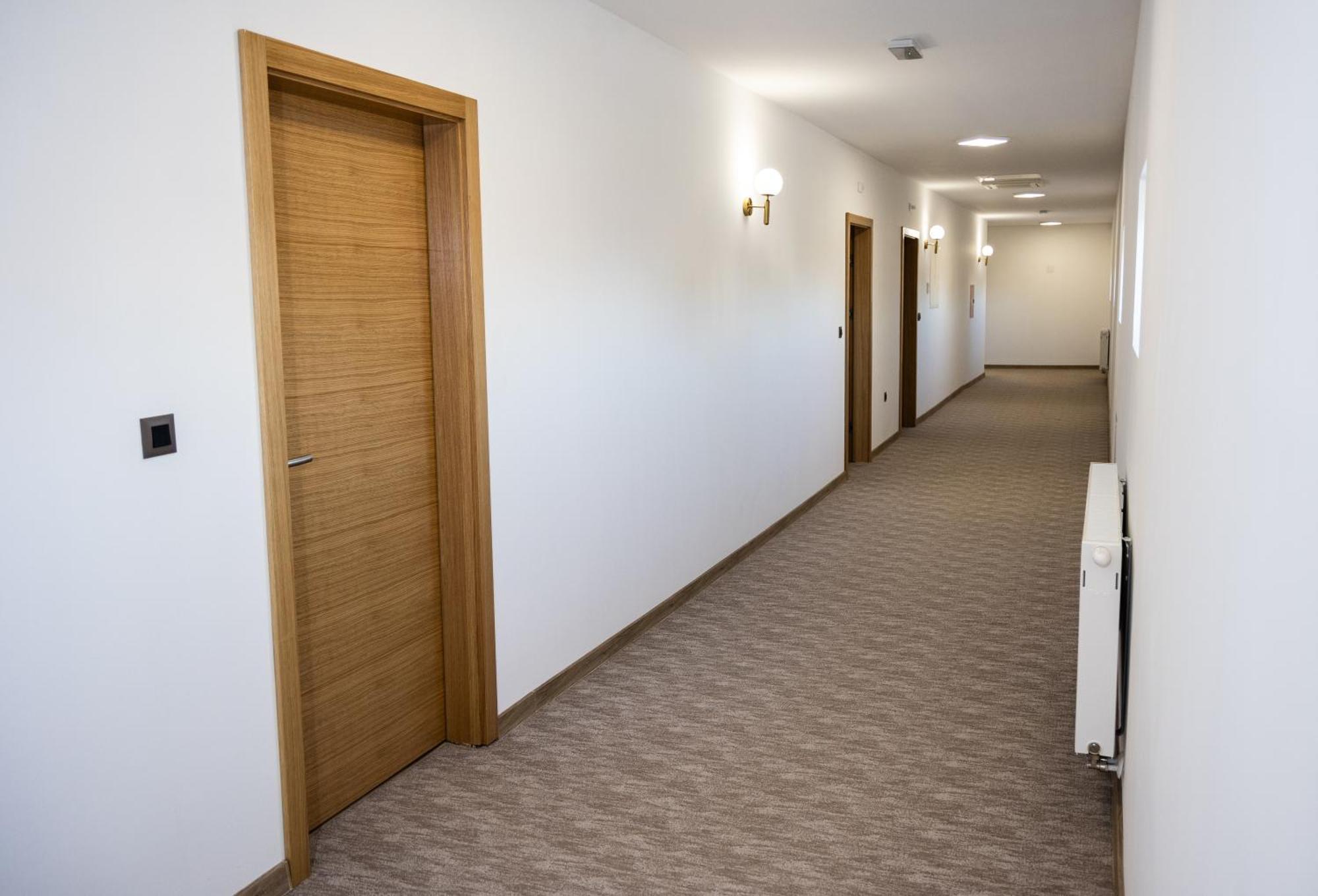Pansion Mihica Dvori Hotel Babina Greda Kültér fotó